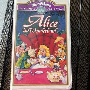 VHS Alice in Wonderland